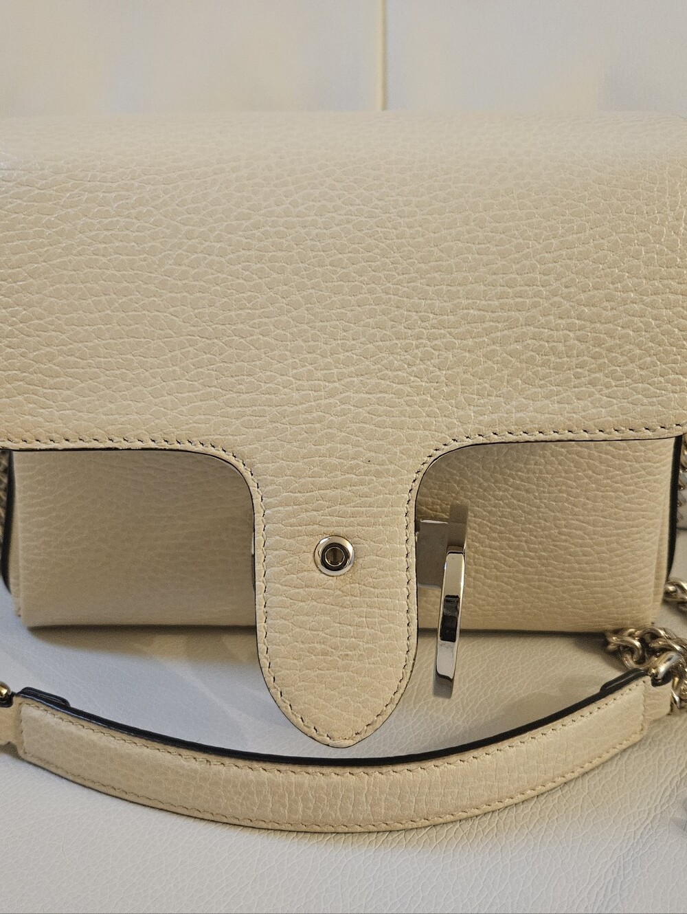 Gucci Dollar Calfskin Interlocking G Shoulder Bag – Ivory/Cream - Picture 7 of 11